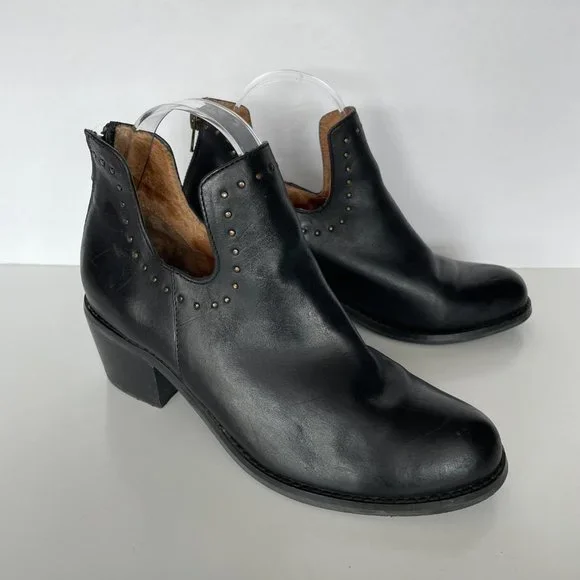 MIZ Mooz Nicole Ankle Booties Leather Studded Black 6.5 - Picture 8 of 9